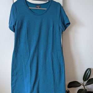 Large 32 Degree summer dress with pockets